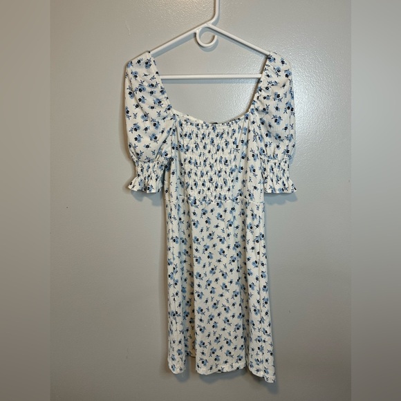Women’s Dress Size L - Picture 2 of 3